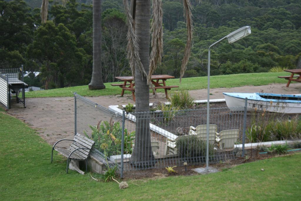 Norfolk Pines Motel Merimbula Exterior foto